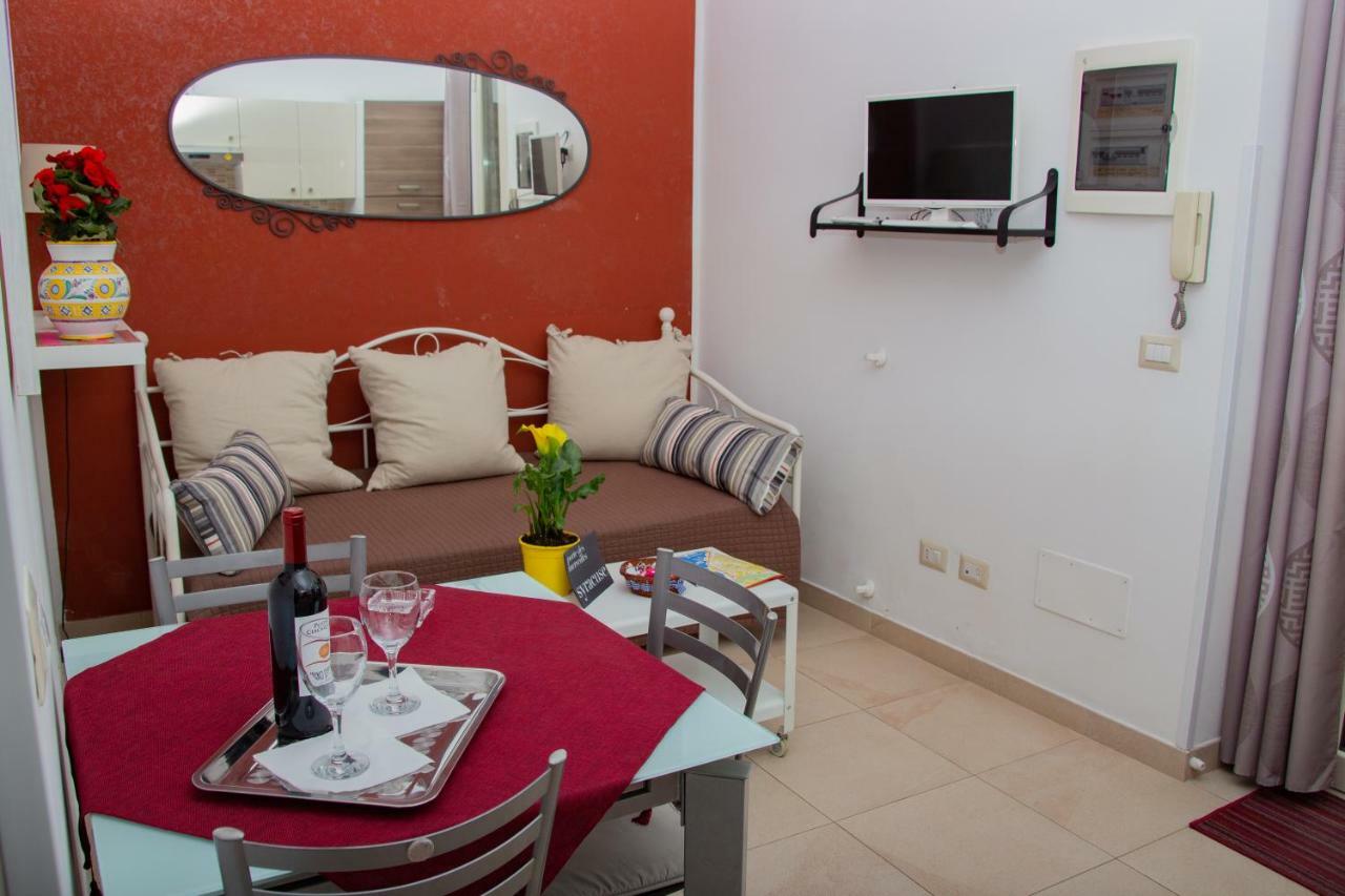דירות סירקוזה La Casa Sul Viale מראה חיצוני תמונה
